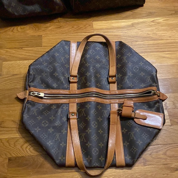 AUTHENTIC - Vintage Louis Vuitton Monogram Keepall 45 - Picture 9 of 15